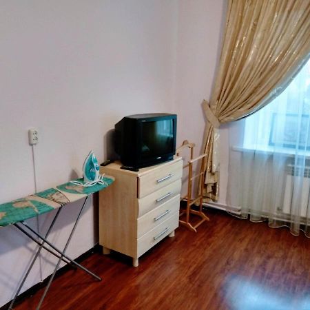 Двокімнатна Квартира В Ценрі Міста На Ерусалимці Поруч З Фонтаном Рошен Vinnycja Esterno foto